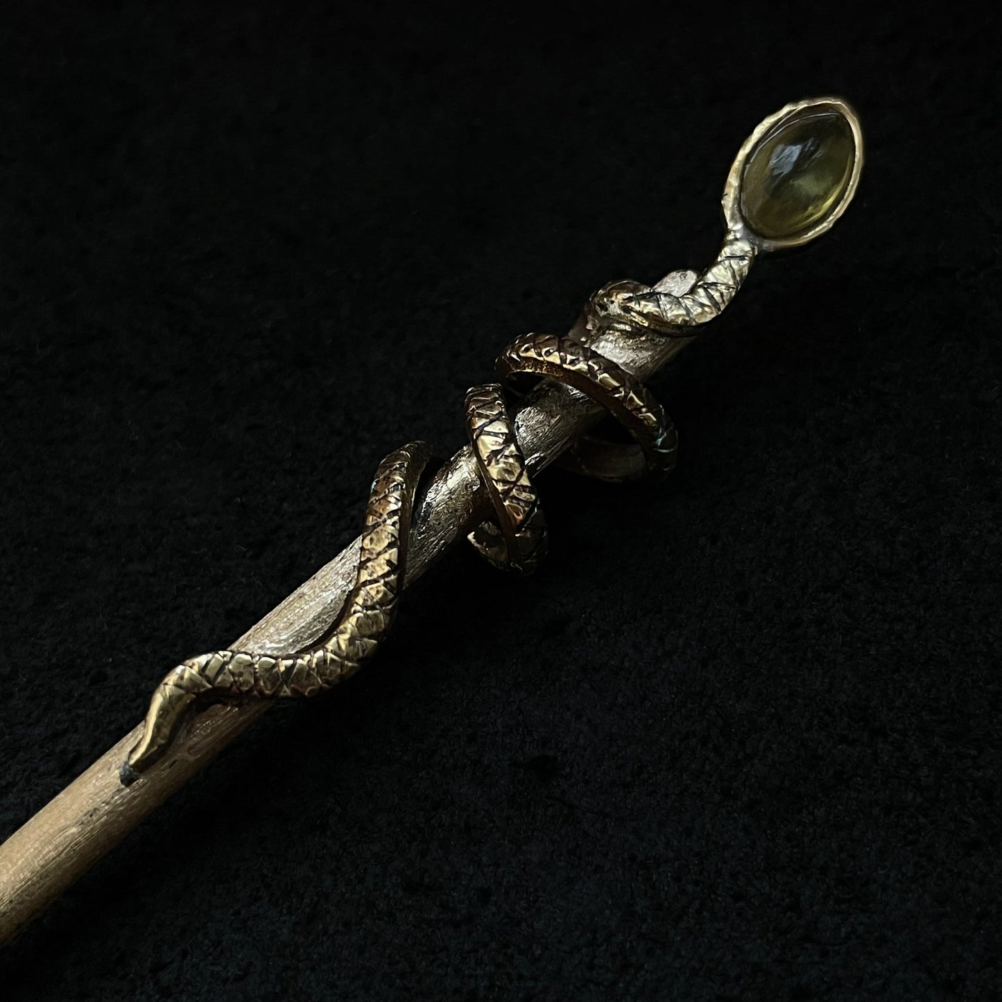 Hair Stick "The Grass Snake's Embrace"