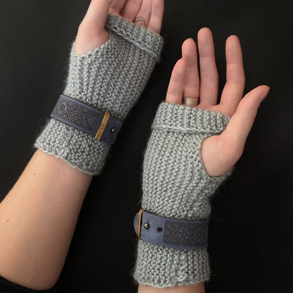 Natural wool wrist warmers